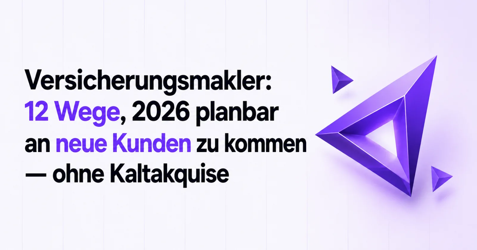 Versicherungsmakler am Schreibtisch plant die Neukundengewinnung mit Terminkalender und Laptop
